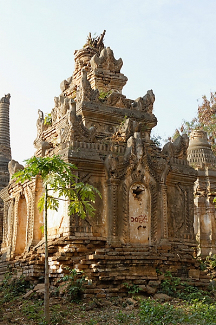 Inlé-Paya Shwe Inthein-003